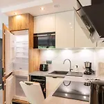 W Sam By Klif - Na Parterze Z Tarasem, Widokiem Na I Parkingiem Apartman *