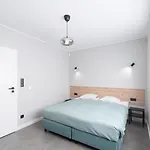 W Sam By Klif - Na Parterze Z Tarasem, Widokiem Na I Parkingiem Apartman