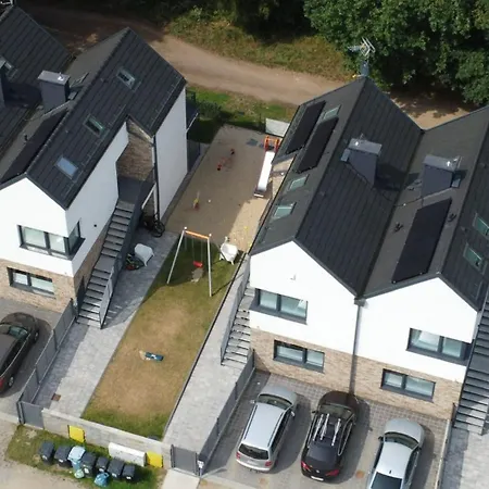 W Sam By Klif - Na Parterze Z Tarasem I Parkingiem Apartamento Ustka