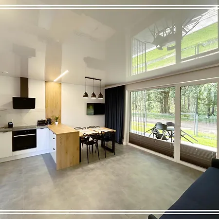 Apartment W Sam By Klif - Na Parterze Z Tarasem, Widokiem Na I Parkingiem Stolpmünde
