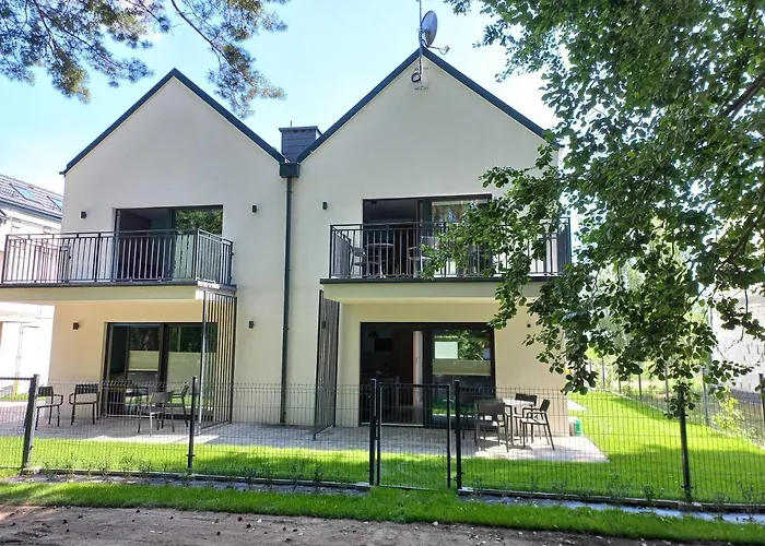 W Sam By Klif - Na Parterze Z Tarasem I Parkingiem شقة