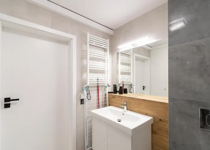 W Sam By Klif - Na Parterze Z Tarasem I Parkingiem * أوستكا