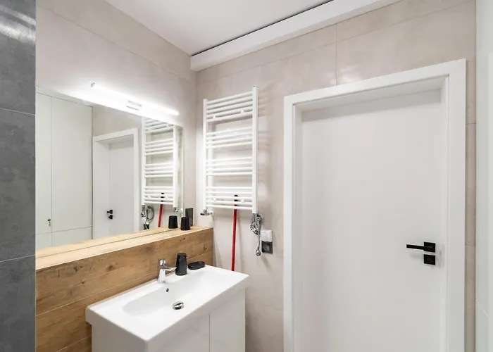 شقة W Sam By Klif - Na Parterze Z Tarasem I Parkingiem أوستكا